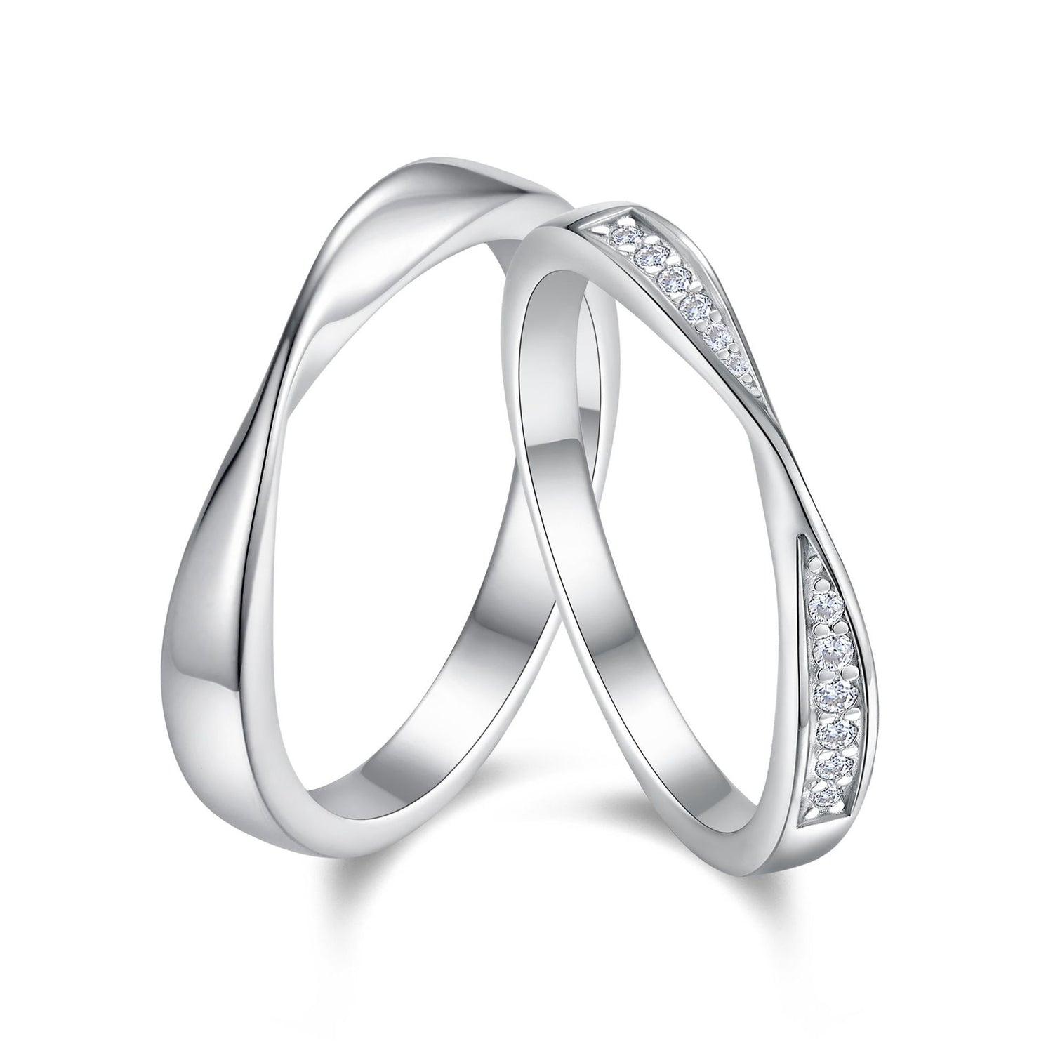 Möbius Moissanite Couple Rings