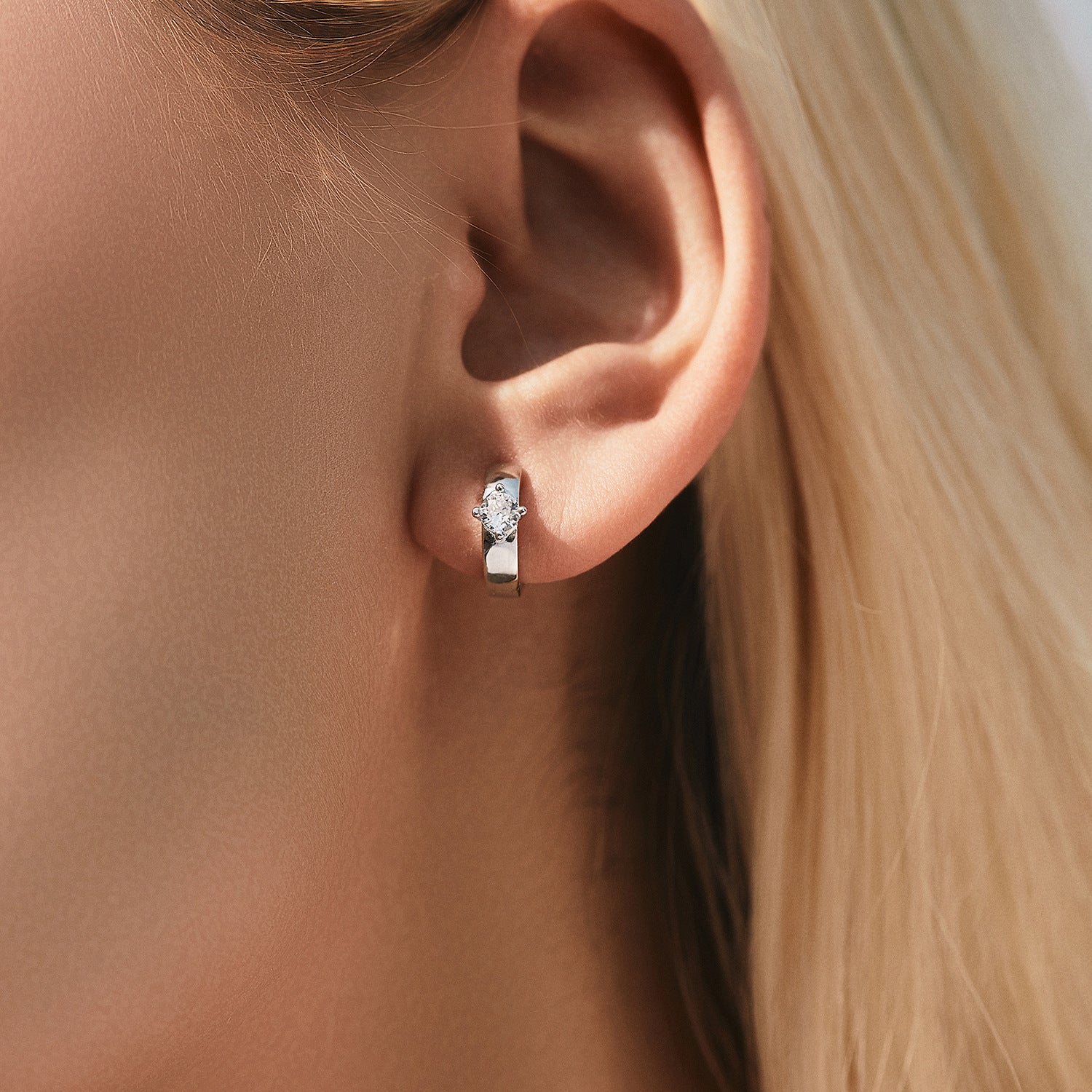 Minimalist U-Shaped Moissanite Hoop Earrings