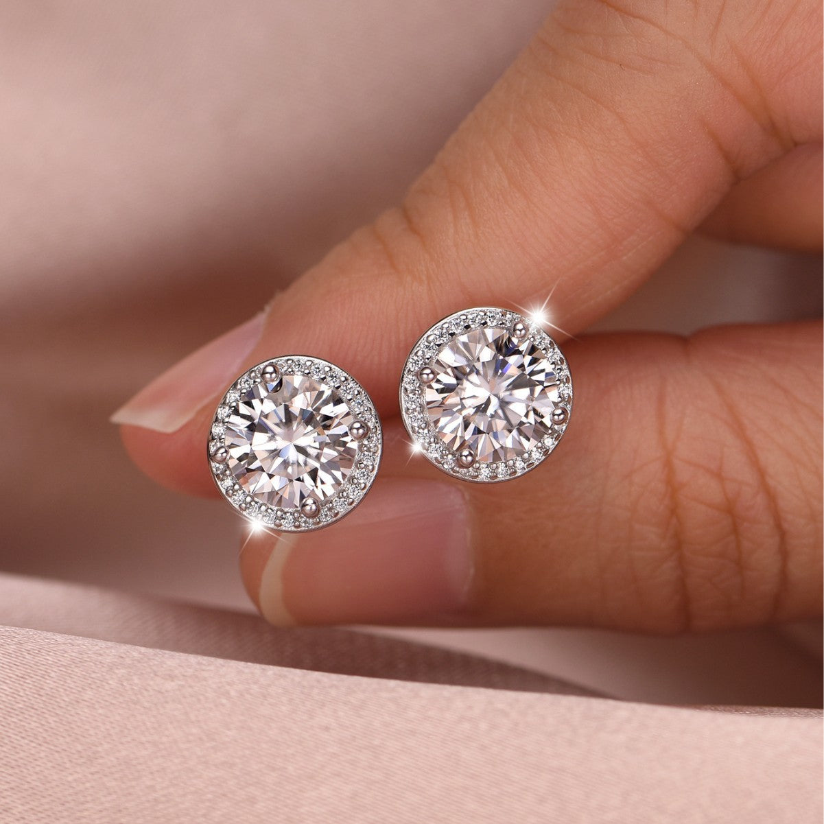 Round Rock Candy Moissanite Stud Earrings